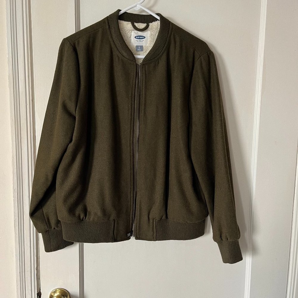 🌟 Never Worn Green Wool Old Navy Bomber Jacket - Soft Lining, Stylish for Cold